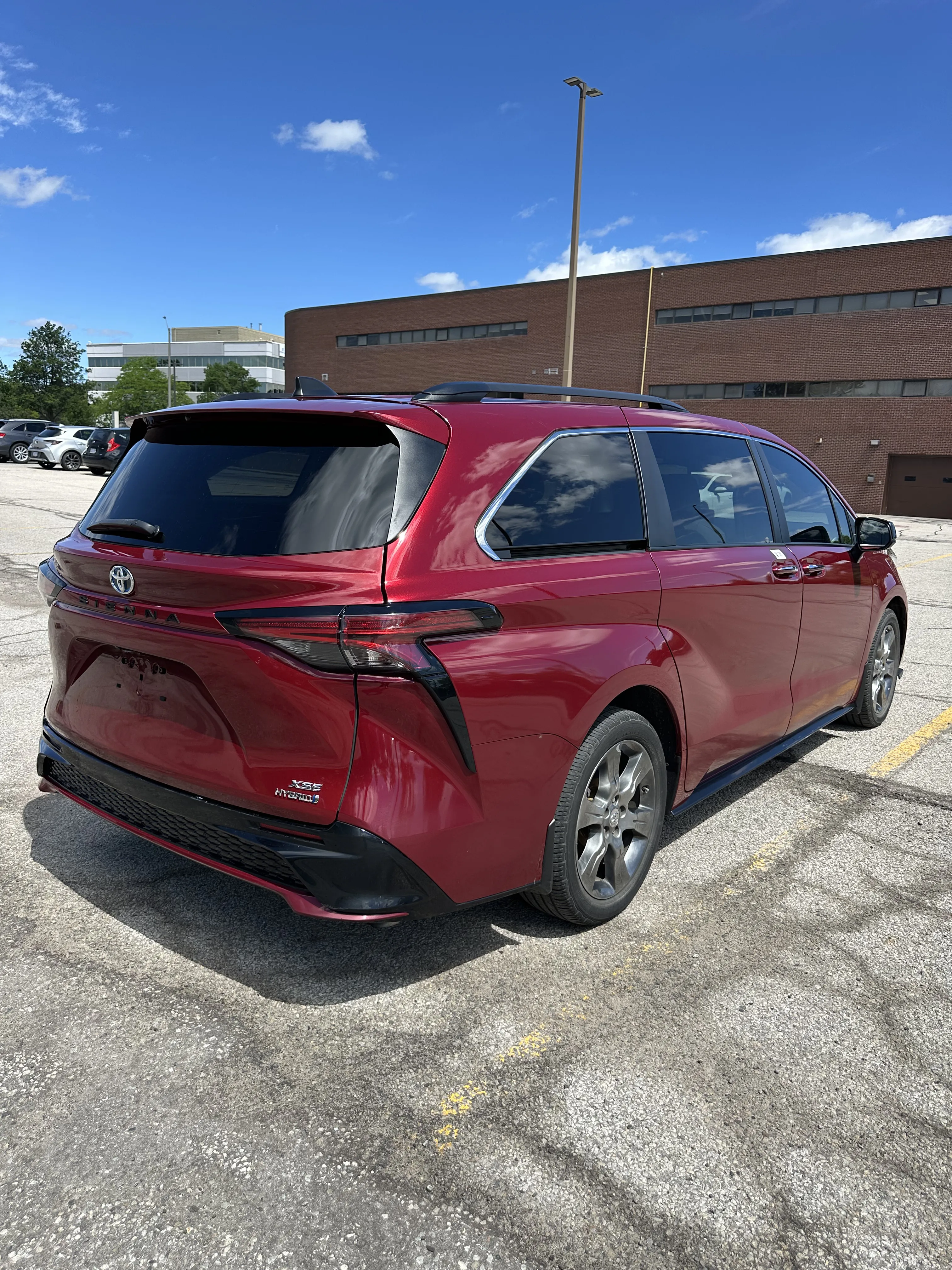 1781535968357-IMG_1033